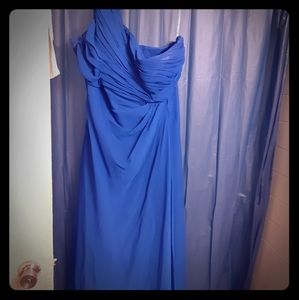 Ladies bridesmaids or prom dress